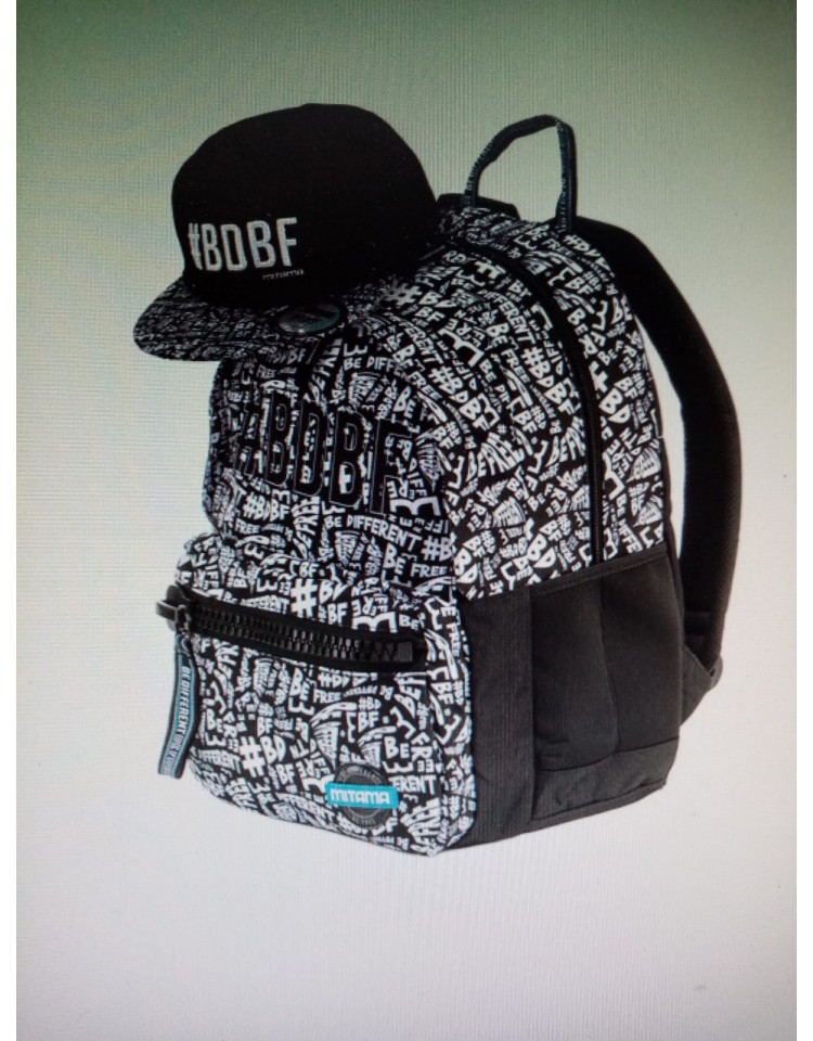 zaino-mitama-unilimited-boy-con-cappellino-lettering